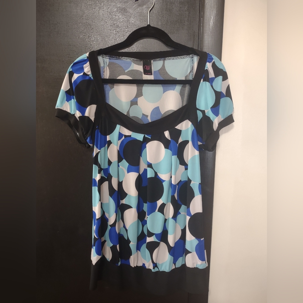 Wrapper Blue Graphic Cap Sleeve Blouse